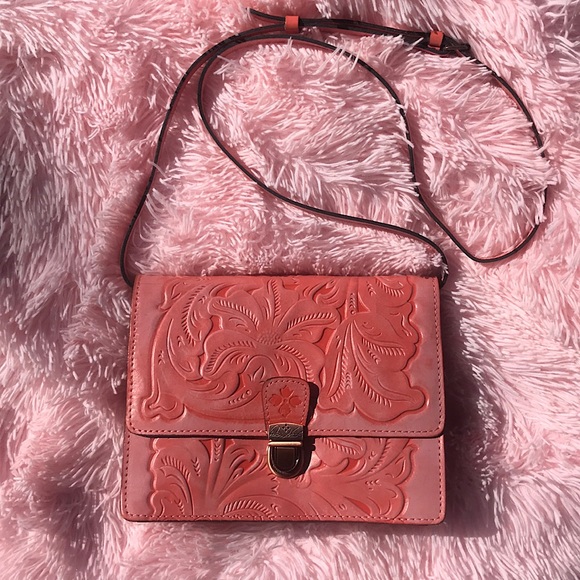 Patricia Nash NWT Tooled Crossbody Bag